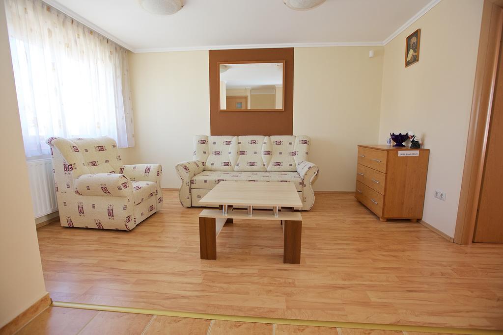 Zoli Apartmanok-Bródy 51-53 Hajdúszoboszló Dış mekan fotoğraf