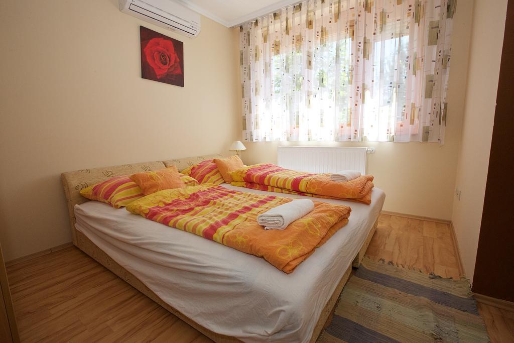 Zoli Apartmanok-Bródy 51-53 Hajdúszoboszló Dış mekan fotoğraf