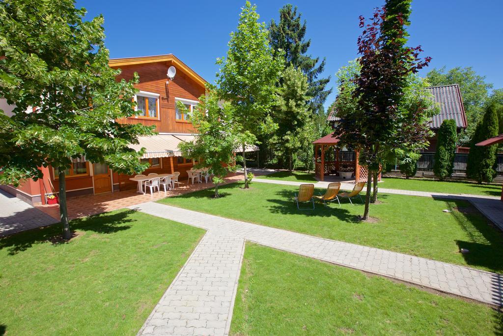 Zoli Apartmanok-Bródy 51-53 Hajdúszoboszló Dış mekan fotoğraf